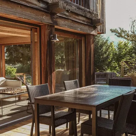 Hotell L'alpaga, A Beaumier 5*