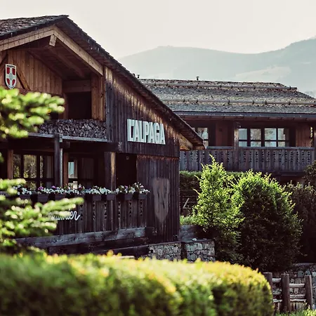 فندق L'alpaga, A Beaumier 5*