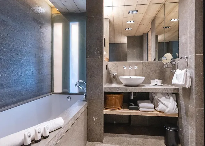 L'alpaga, A Beaumier 5*