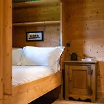 L'alpaga, A Beaumier Hotel